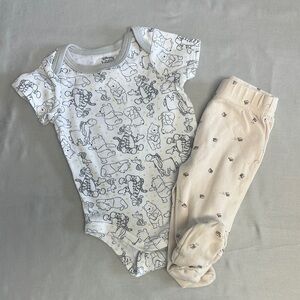 Disney - Winnie the Pooh - 2 piece set.